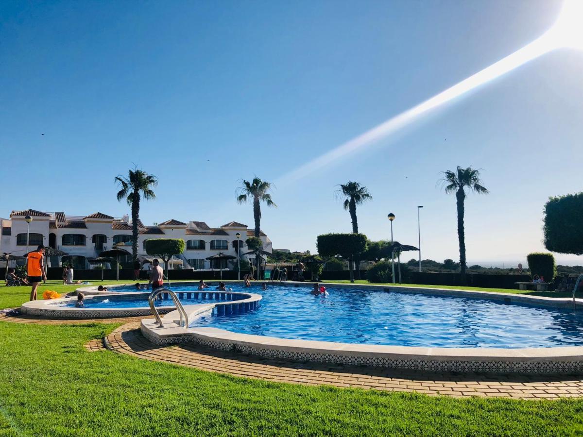 Mediterranean House Gran Alacant Bagian luar foto